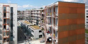 Die Wohnsiedlung Zwicky Süd steht auf dem Gebiet der ehemaligen Spinnerei Zwicky an der Grenze von Zürich, Wallisellen und Dübendorf. Sie ist ein Beispiel, wie aus früheren Industriezonen neue Wohngebiete werden.  (Bild: Andrea Helbling / Keystone)