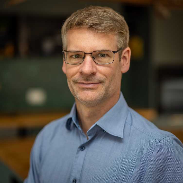 Portrait photo of Hermann Patrick Braess © Falko Burghausen, beAnywhere